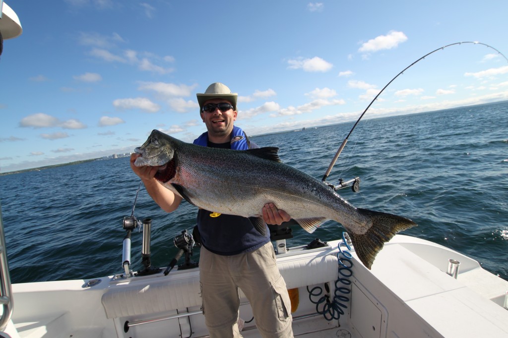 Tarifs Guides de Pêche sur le Lac Ontario